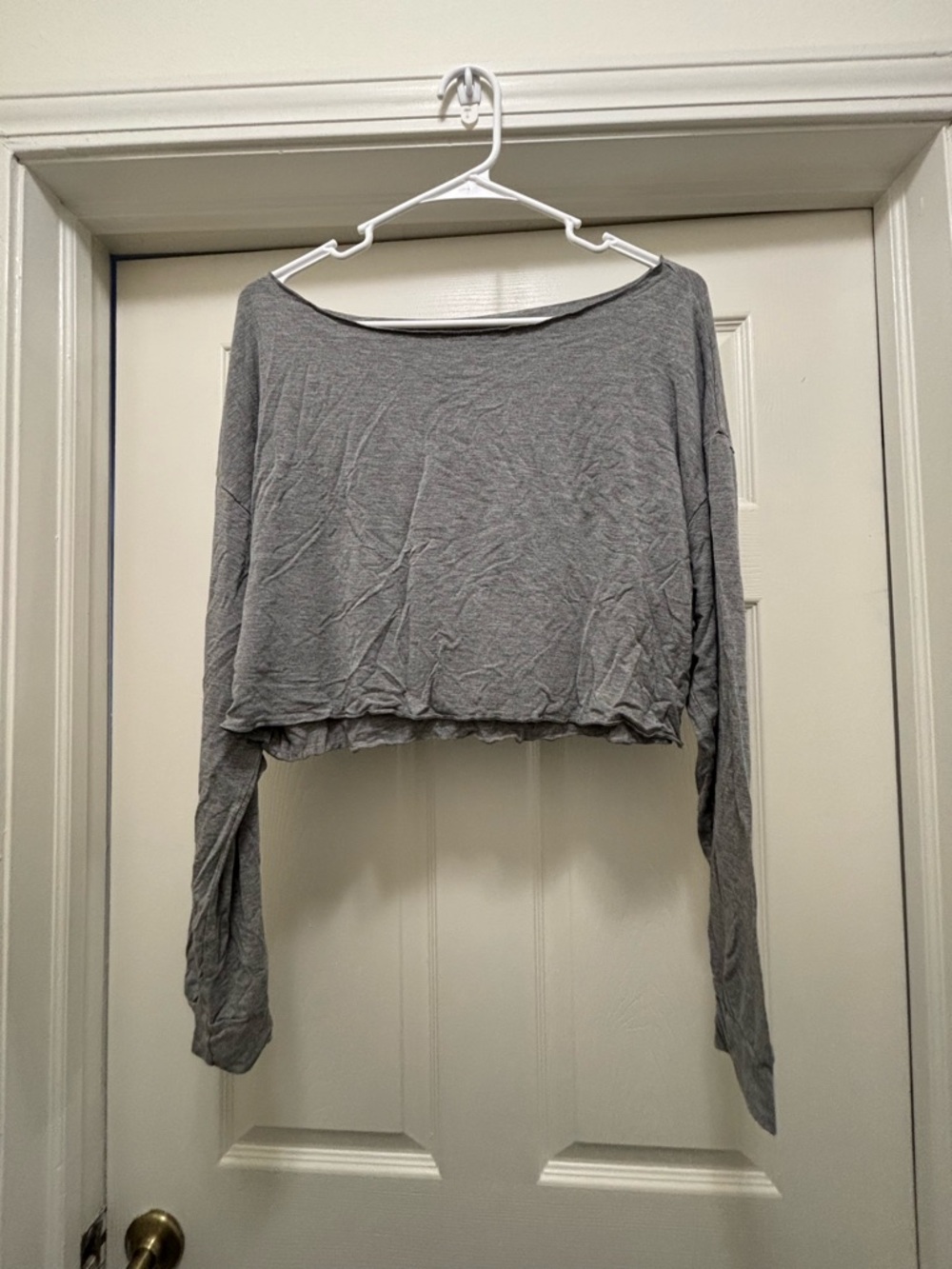 Gray Cropped off the shoulder Long-Sleeve Women's Top - Lightweight Boatneck